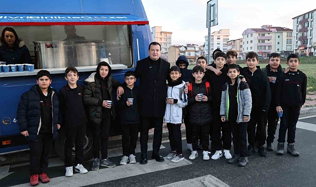 Silivri’de öğrencilere çorba ikram edildi