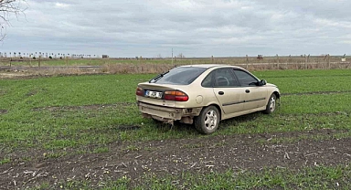 Tekirdağ’da otomobil tarlaya uçtu: 1 yaralı