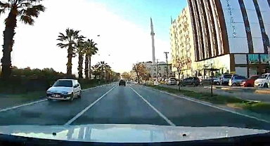 Trafikte şok görüntü