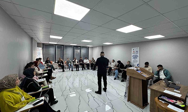 UDER gönüllülere yönelik çocuklarla iletişim eğitimi düzenledi