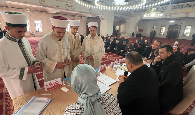 Yüksekova'da 'Kur'an-ı Kerim'i Güzel Okuma, Hafızlık, Ezan ve Hutbe Yarışması'nın finali yapıldı