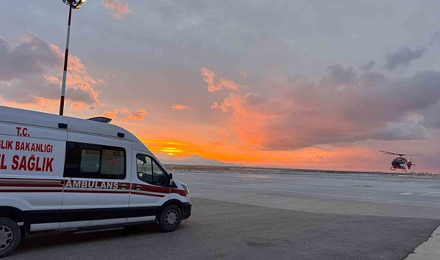 8 yaşındaki hasta helikopterle Van'a sevk edildi