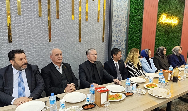 Ağrı'da aday öğretmenler için tanışma ve kaynaşma yemeği düzenlendi