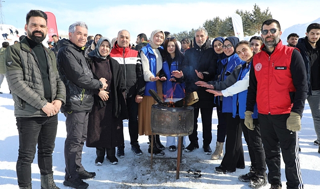 Ağrı’da Gençlik Spor Festivali Coşkuyla Kutlandı