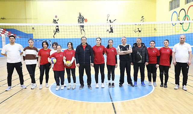 Ağrı’daki “Filenin Sultanları” azmiyle gönülleri fethetti