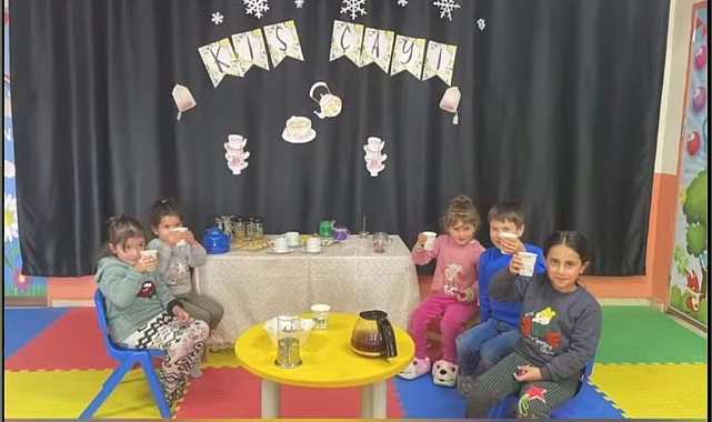 Ağrı Diyadin'deki öğrencilere kış çayı