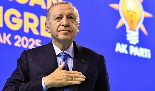 AK Parti 8. Olağan Büyük Kongresi: Recep Tayyip Erdoğan Yeniden Genel Başkan Seçildi