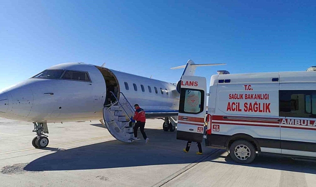 Ambulans uçak 10 yaşındaki hasta için havalandı