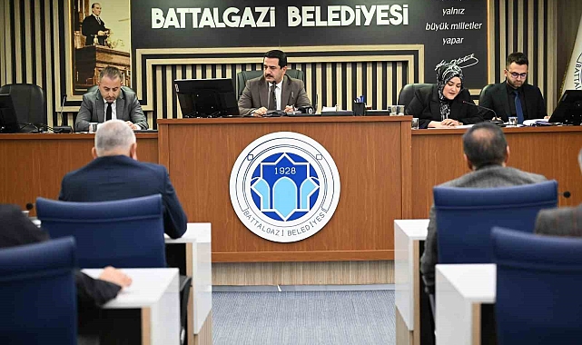 Başkan Taşkın: "2025'te Battalgazi'ye hizmet yağacak"
