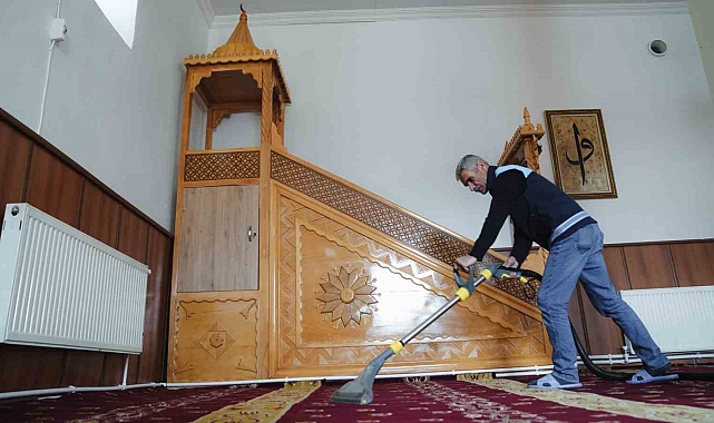 Camiler Ramazan'a hazır