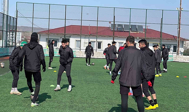 Doğu derbisinin hakemleri belli oldu