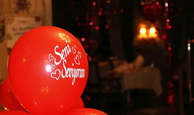 Elite World Van Otel'de Sevgililer Günü kutlaması