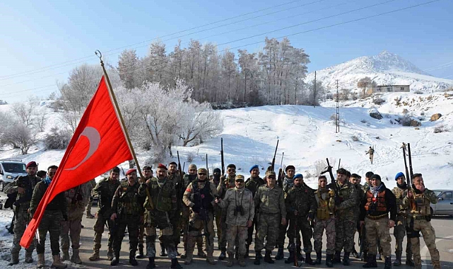 Erzincan'ın Tercan ilçesinin düşman işgalinden kurtuluşunun 107. yılı coşkuyla kutlandı