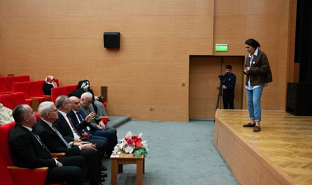 Erzincan'da "Bir Eve Dönüş Hikayesi" konferansı düzenlendi