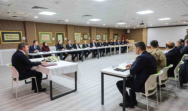 Erzincan'da devam eden ve yapılması planlanan projeler masaya yatırıldı
