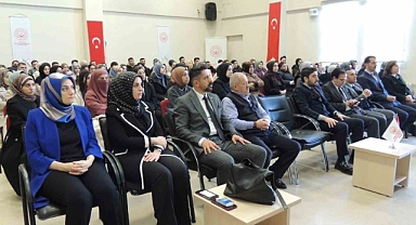 Erzurum Aile ve Sosyal Hizmetler İl Müdürlüğü'nde yeni personele oryantasyon eğitimi