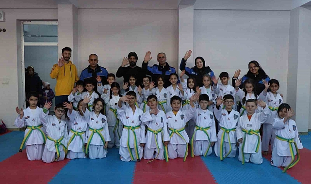 Erzurum'da polis bu kez kuşak bağladı