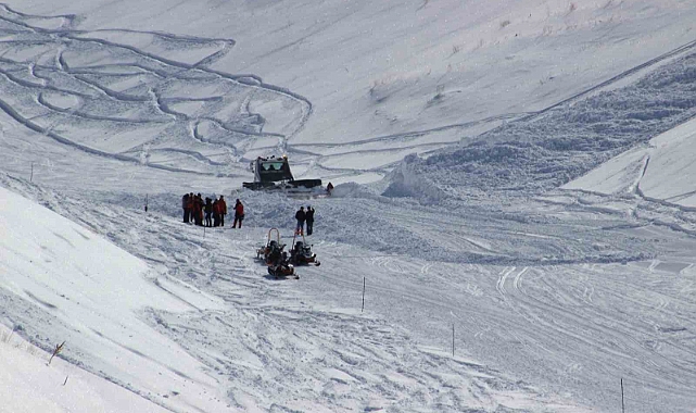 Erzurum Palandöken Kayak merkezinde çığ düştü