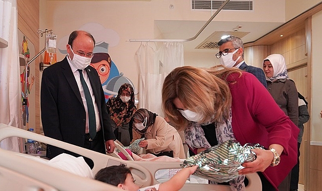 Erzurum Teknik Üniversitesi'nden hastanede tedavi gören çocuklar için anlamlı etkinlik