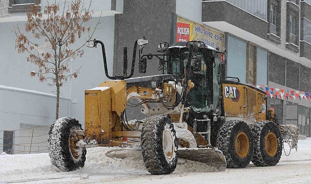 Erzurum'da 995 köy yolu ulaşıma kapalı