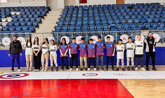Hakkari'de ilk defa "Floor Curling" müsabakaları yapıldı