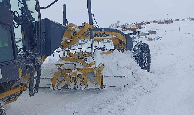 Iğdır'da yoğun kar yağışı,75 köy yolu ulaşıma kapandı