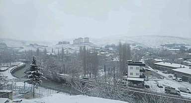 Kar yağışı sonrası kartpostallık görüntüler oluştu