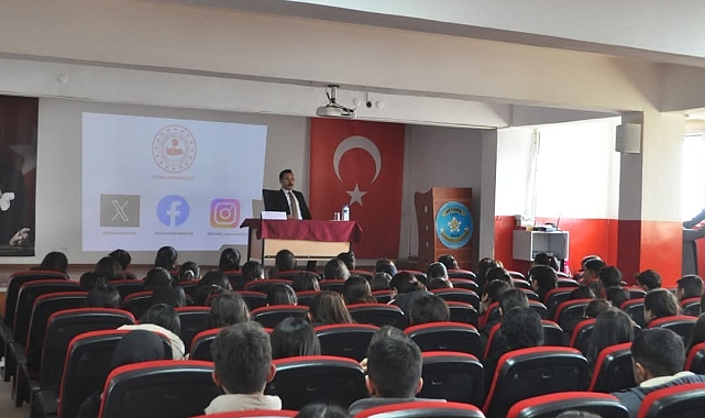 Kaymakam Demirtaş öğrencilerle buluştu