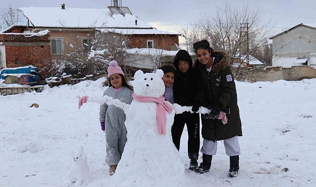 Malatya'da çocuklar kar tatilinin keyfini çıkardı