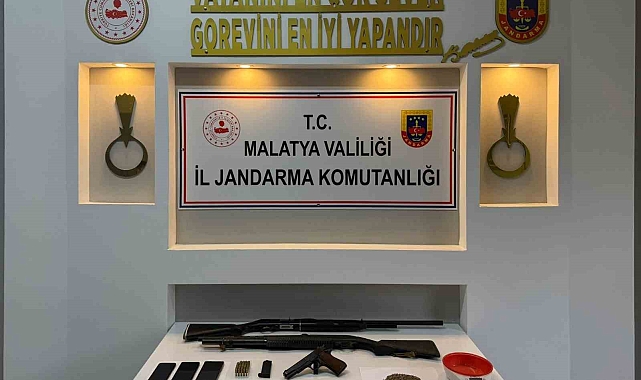Malatya'da horoz dövüştürenlere jandarma baskını