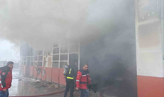 Malatya'da korkutan iş yeri yangını