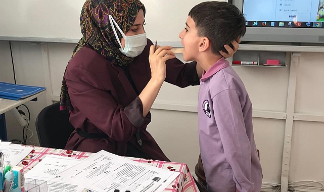 Öğrenciler diş taramasından geçiriliyor