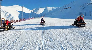 Jandarma Palandöken Kayak merkezi yasaklı bölgede kayanlara 41 bin 342 TL ceza