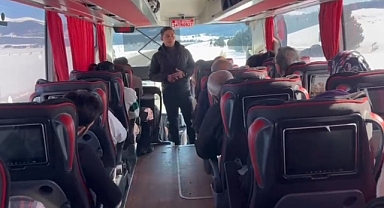 Sivil jandarma ve trafik ekipleri yolcu otobüslerini radarına aldı