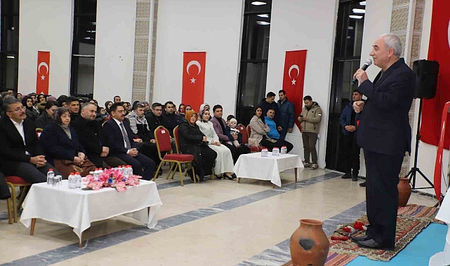 Ünlü Şair okuyucularıyla buluştu