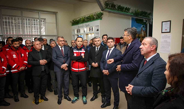 Vali Çelik "Deprem bilinci, evlatlarımıza erken yaşta verilmeli"