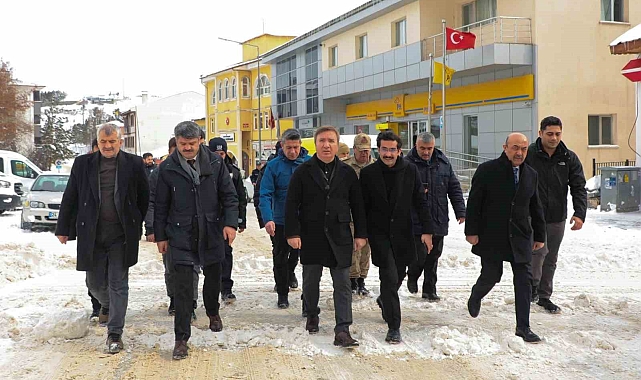 Vali Hamza  Aydoğdu Refahiyeli vatandaşlarla buluştu
