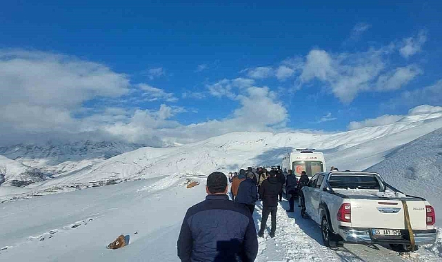 Van'da iş makinesi kaza yaptı: 1 yaralı