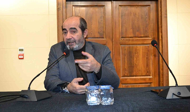 Van Yüzüncü Yıl Üniversitesi'nde Mevlana Celaleddin-i Rumi'nin yaşamını ve manevi mirası anlatıldı