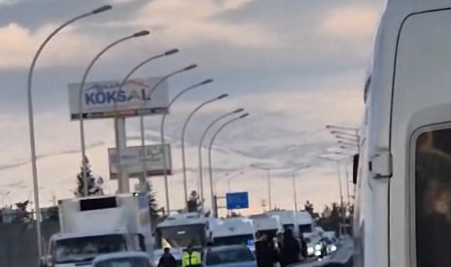Viyadükte zincirleme kaza: 1 yaralı