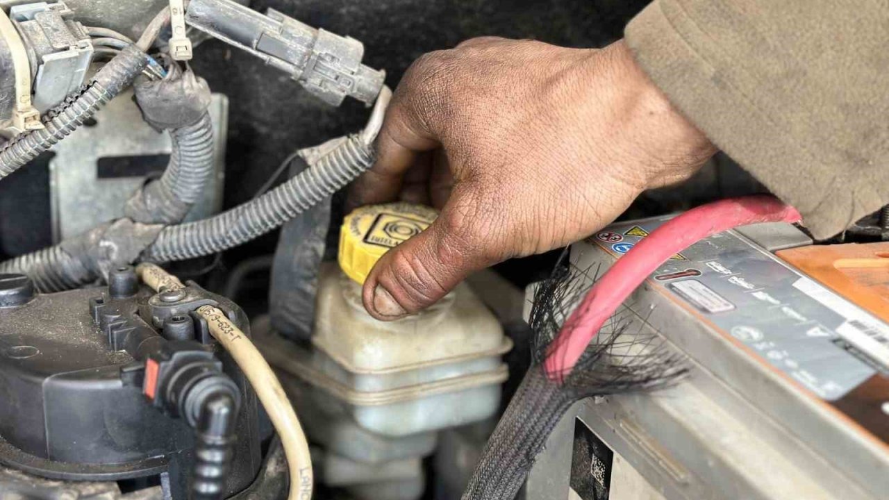Uzmanlar trafiğe çıkacak vatandaşları uyarıyor