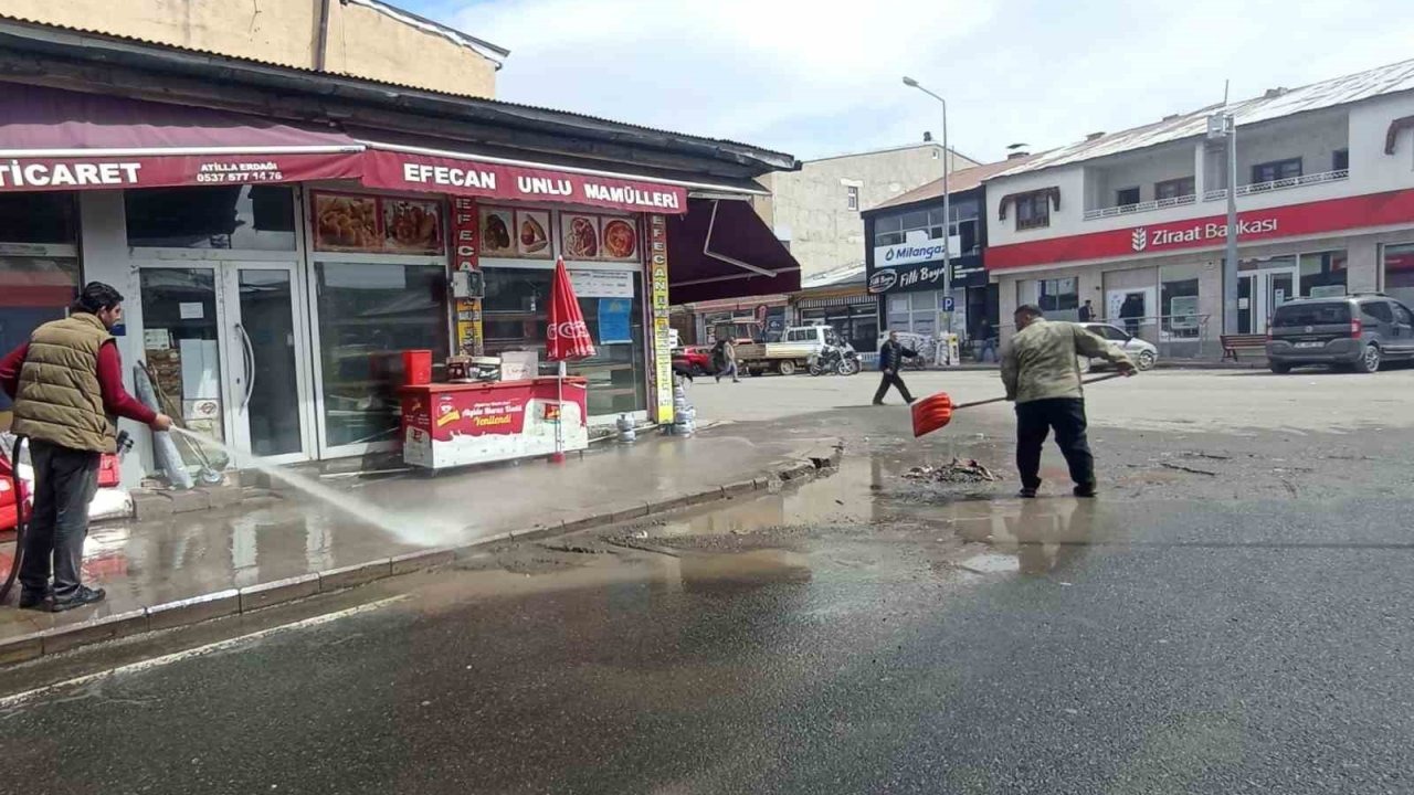 Belediye bahar temizliği çalışmalarına başladı