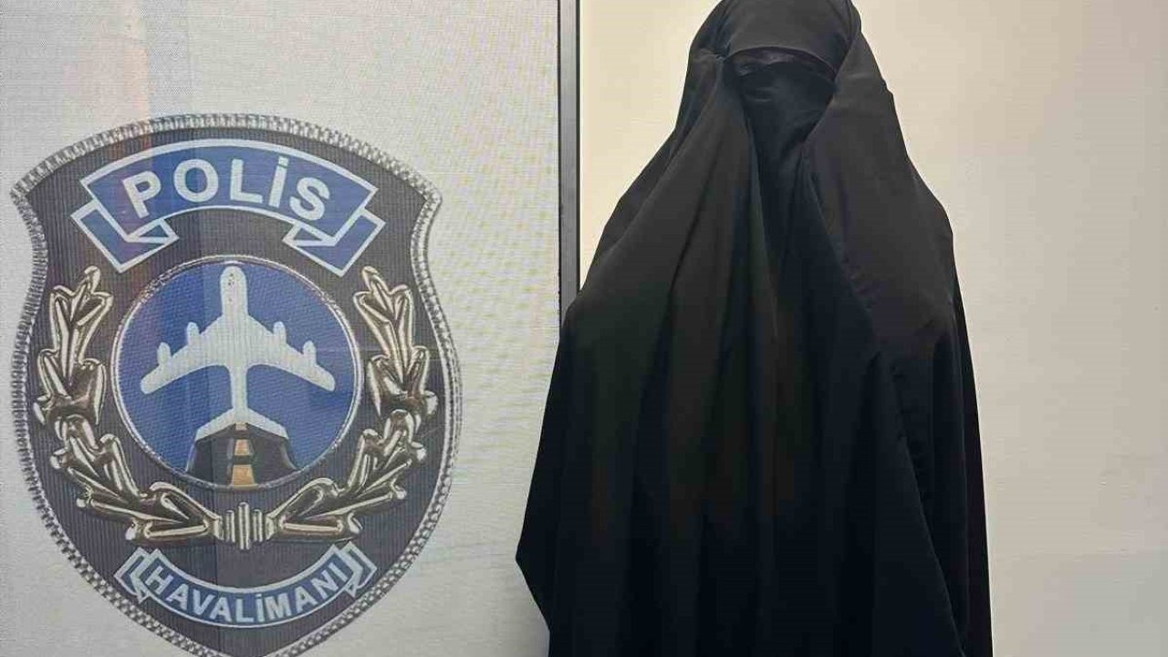 Kars’ta kadın kılığında yakalanan zanlının güvenlik kamerası görüntüleri ortaya çıktı