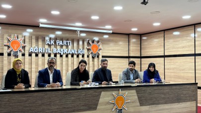 AK Parti Ağrı İl Başkanlığında Bayramlaşma