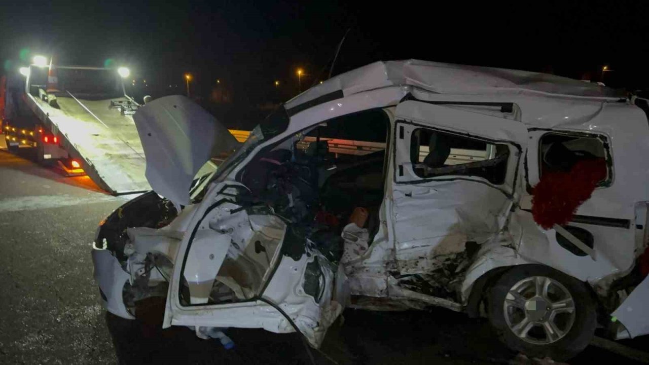 Trafik kazası yine can aldı: 2 ölü, 5 yaralı