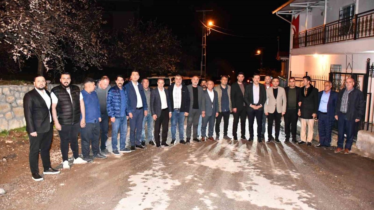 Milletvekili Tüfenkci ile Başkan Ulutaş, Akçadağ’da vatandaşlarla bir araya geldi