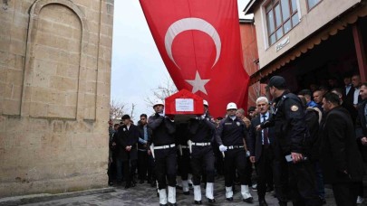 Şehit polis Mesut Acar memleketi Muş’ta son yolculuğuna uğurlandı