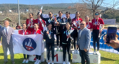 Ağrı kadın kros takımı Türkiye şampiyonu oldu