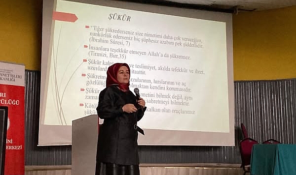 Ağrı Müftülüğü’nde kadın konulu konferans düzenlendi