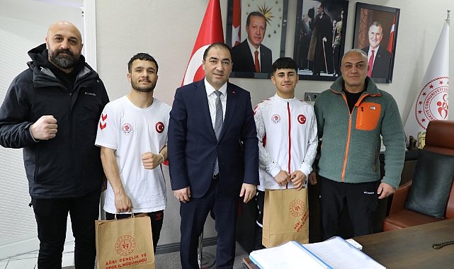 Ağrı'nın başarılı sporcularından il müdürüne ziyaret